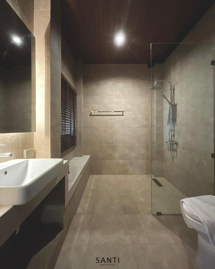 Santi Beach Retreat Chumphon Exterior photo