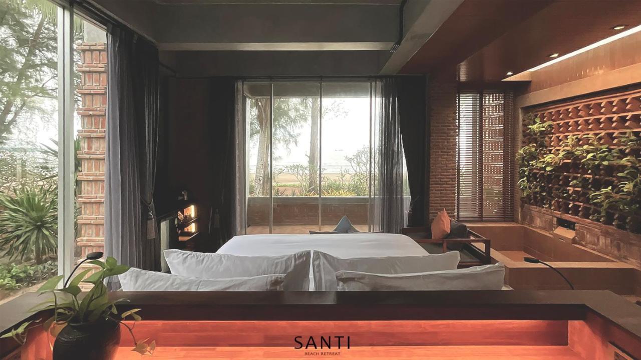 Santi Beach Retreat Chumphon Exterior photo