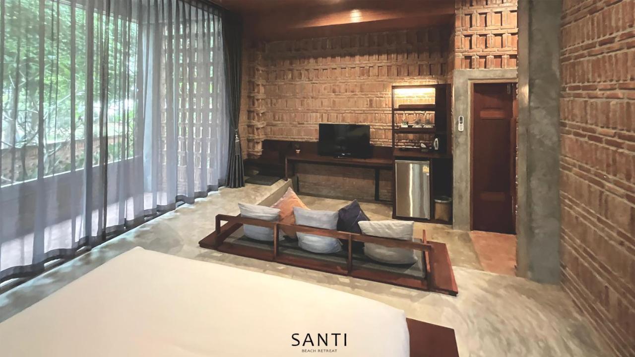 Santi Beach Retreat Chumphon Exterior photo