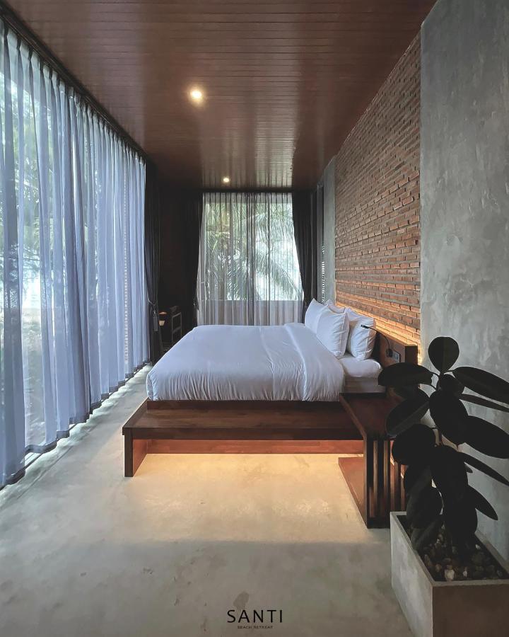Santi Beach Retreat Chumphon Exterior photo