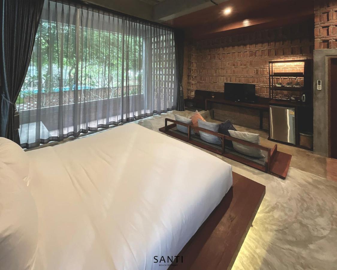 Santi Beach Retreat Chumphon Exterior photo
