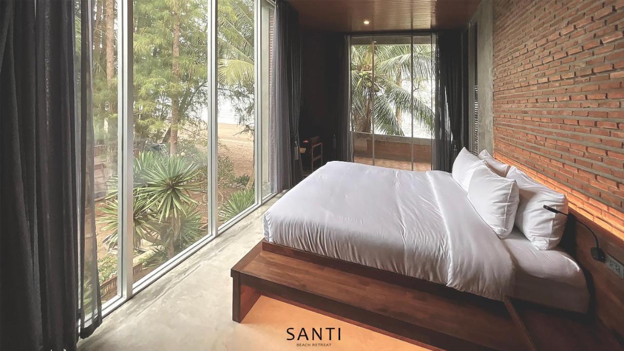 Santi Beach Retreat Chumphon Exterior photo