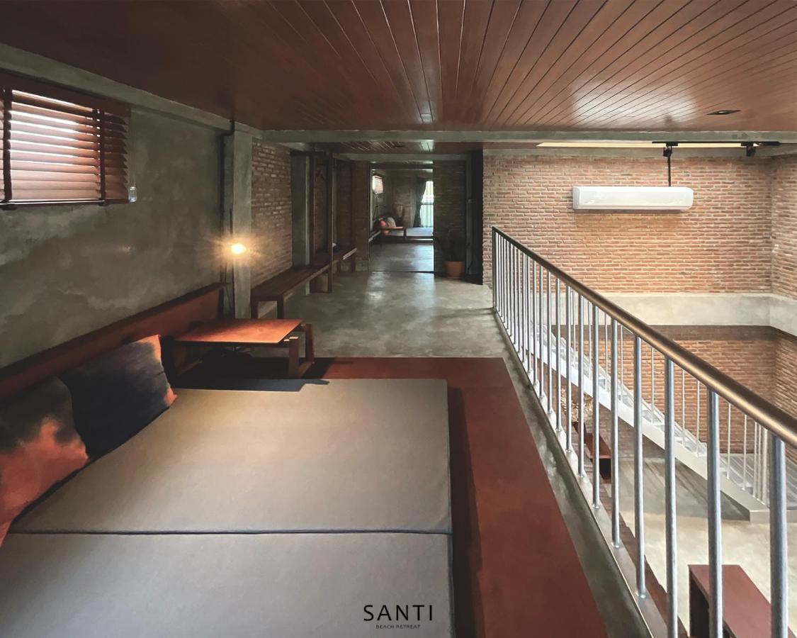 Santi Beach Retreat Chumphon Exterior photo